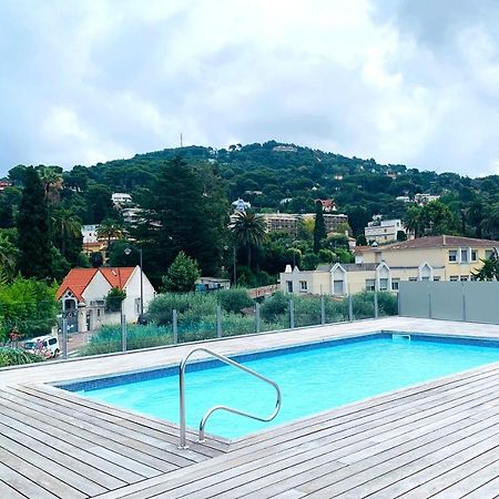 Bnb Renting 1 Bedroom Apartment In A Brand New Building With A Pool Cannes Zewnętrze zdjęcie